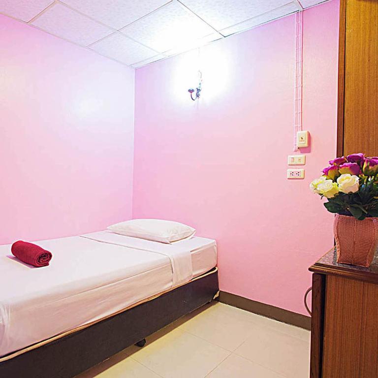 Four Sons Inn Bangkok Eksteriør bilde