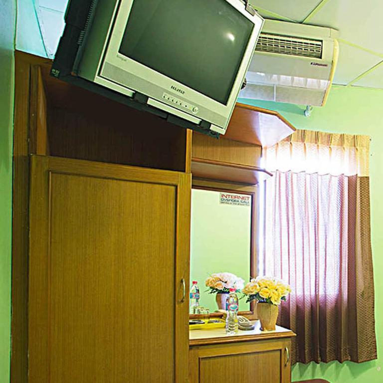 Four Sons Inn Bangkok Rom bilde