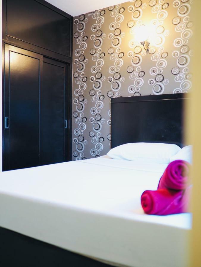 Four Sons Inn Bangkok Eksteriør bilde
